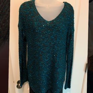 Beautiful APT.9 Women’s Holiday Sweater